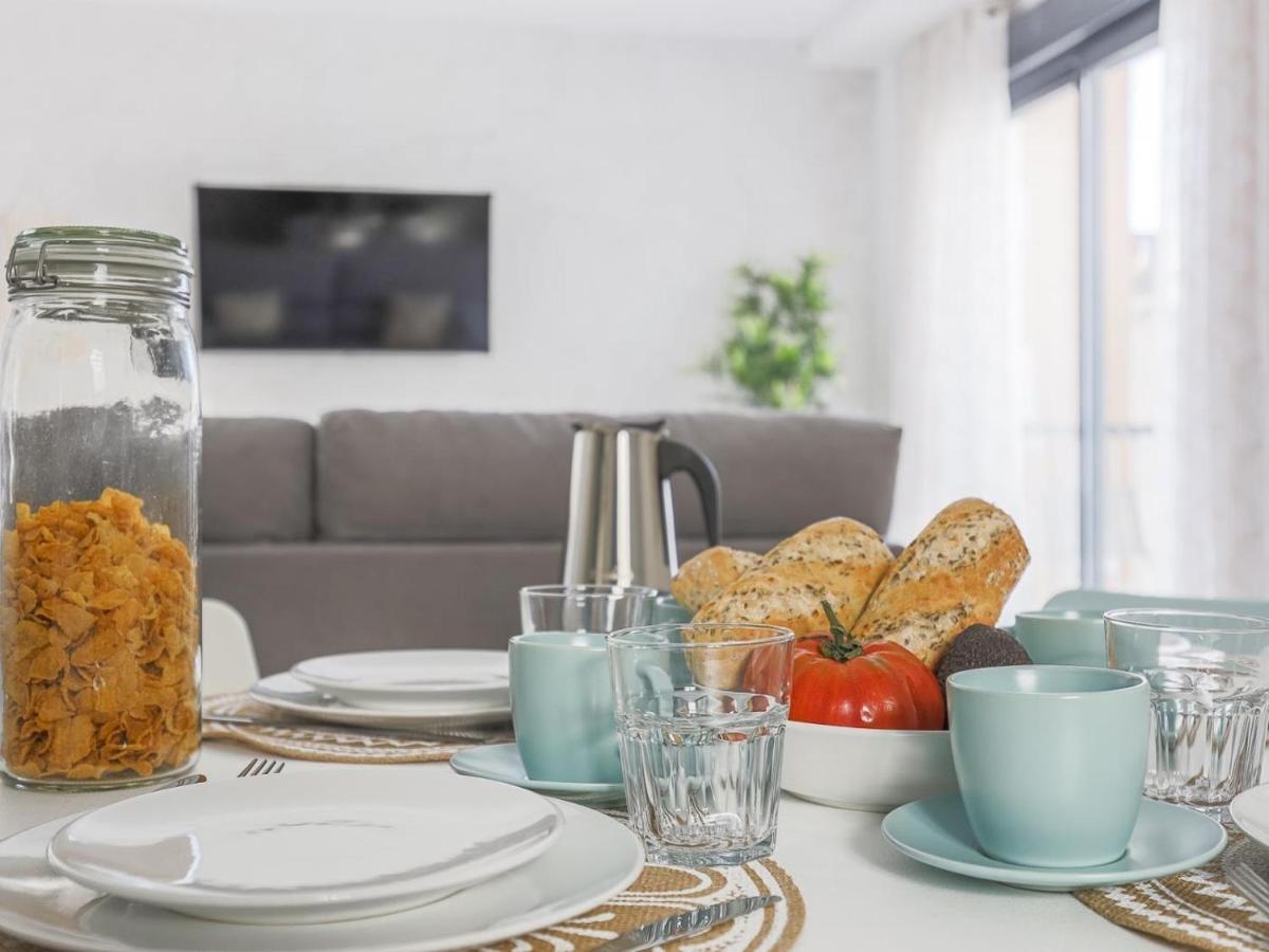 Family Home Suits Encantos De Sevilla Exterior photo
