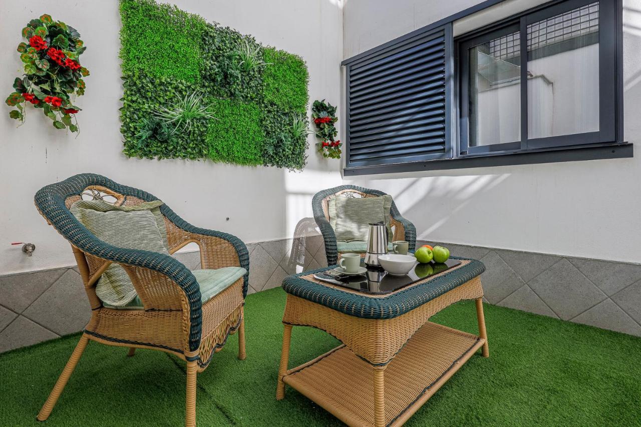 Family Home Suits Encantos De Sevilla Exterior photo