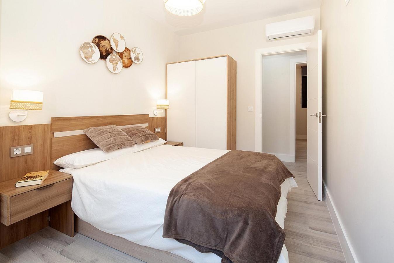 Family Home Suits Encantos De Sevilla Exterior photo